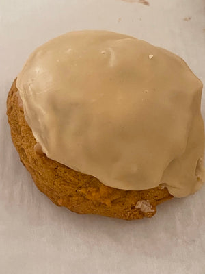 Holiday Pumpkin Caramel Iced Cookie